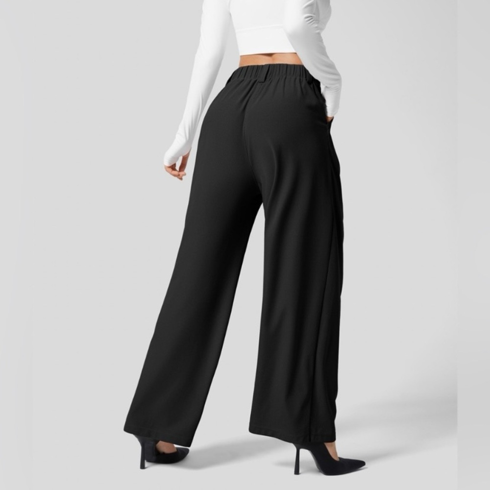 Halara High Waisted Wide Leg Pants Size XL Tall Waffle Fabric Pleated Black - Picture 4 of 16